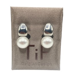 TIF Clips w260003 2